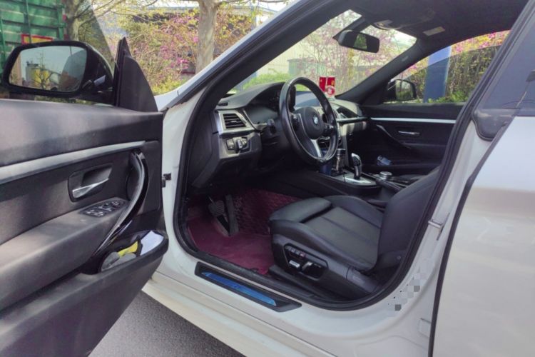 Used BMW 3 Series GT 2020 320i M Sport Package Driver Seat