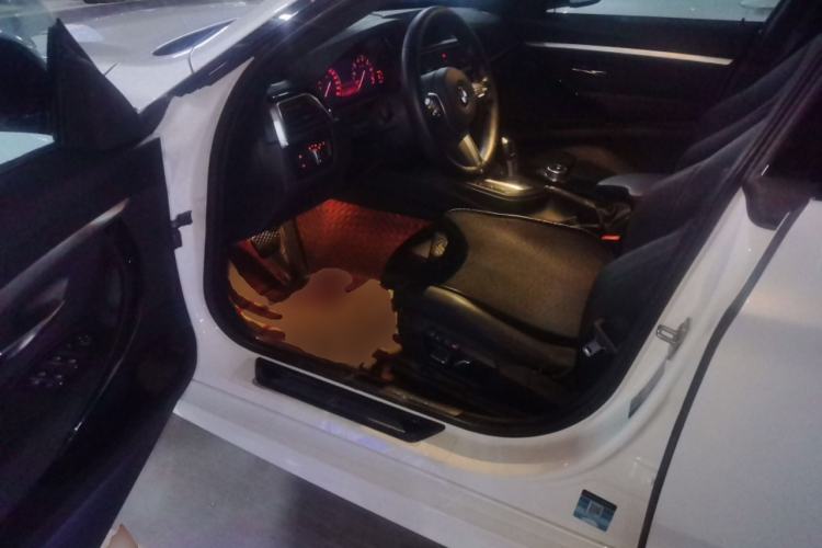 Used BMW 3 Series GT 2020 320i M Sport Package Driver Seat