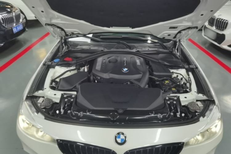 Used BMW 3 Series GT 2020 320i M Sport Night Edition Engine Bay