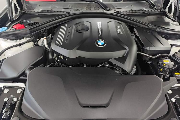 Used BMW 3 Series GT 2020 320i M Sport Package Engine Bay