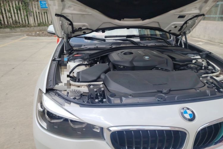 Used BMW 3 Series GT 2020 320i M Sport Package Engine Bay Right