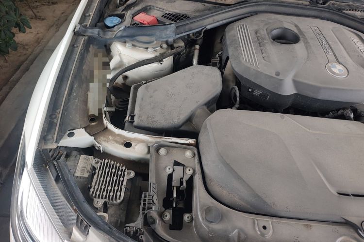 Used BMW 3 Series GT 2020 320i M Sport Package Engine Bay Right