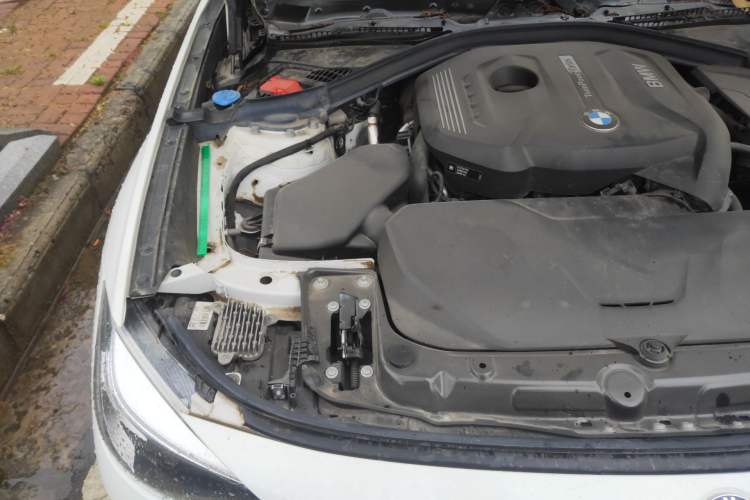 Used BMW 3 Series GT 2020 320i M Sport Package Engine Bay Right