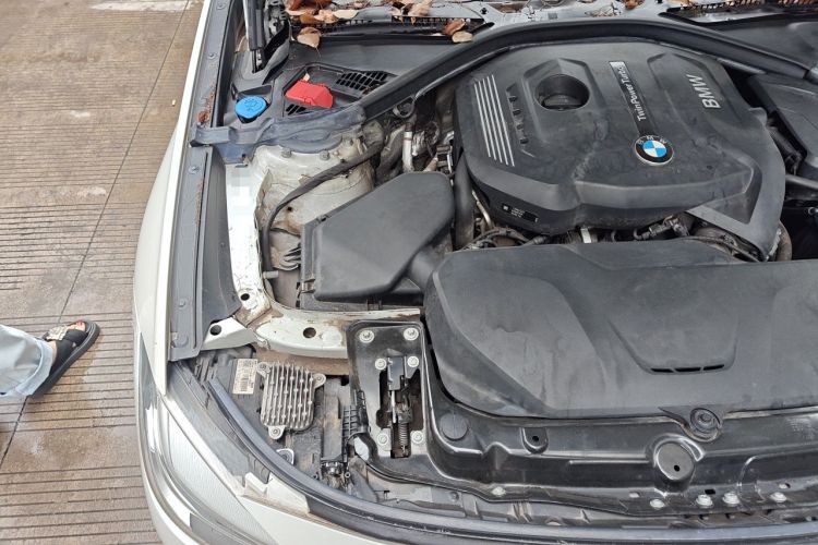 Used BMW 3 Series GT 2020 320i M Sport Package Engine Bay Right
