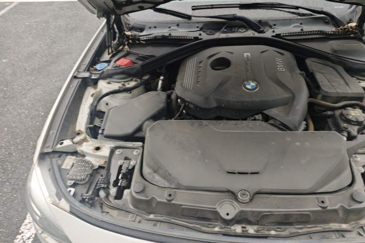 Used BMW 3 Series GT 2020 320i M Sport Night Edition Engine Bay Right