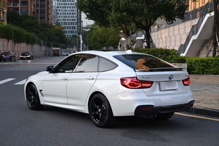 Used BMW 3 Series GT 2020 320i M Sport Night Edition Exterior 1