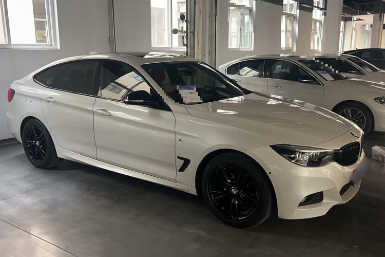 Used BMW 3 Series GT 2020 320i M Sport Night Edition Exterior 2