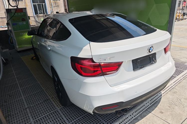 Used BMW 3 Series GT 2020 320i M Sport Package Exterior 2