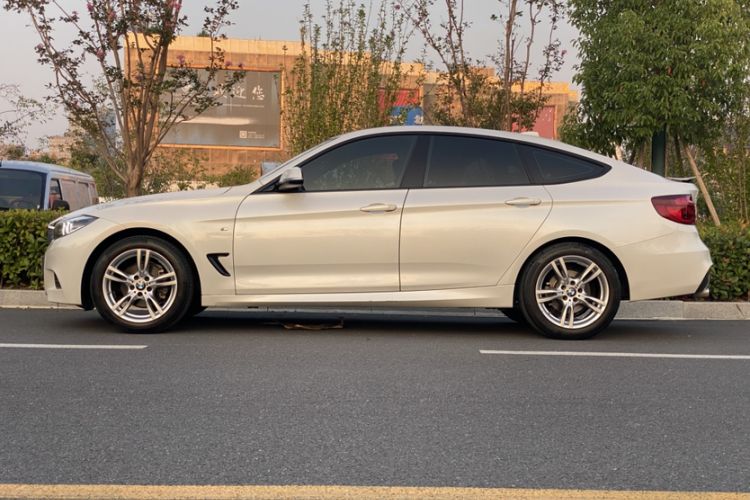 Used BMW 3 Series GT 2020 320i M Sport Package Exterior 3