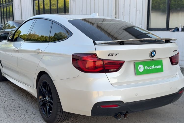 Used BMW 3 Series GT 2020 320i M Sport Night Edition Exterior 3