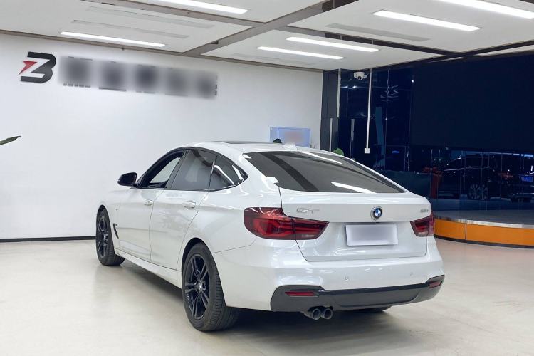 Used BMW 3 Series GT 2020 320i M Sport Night Edition Exterior 3