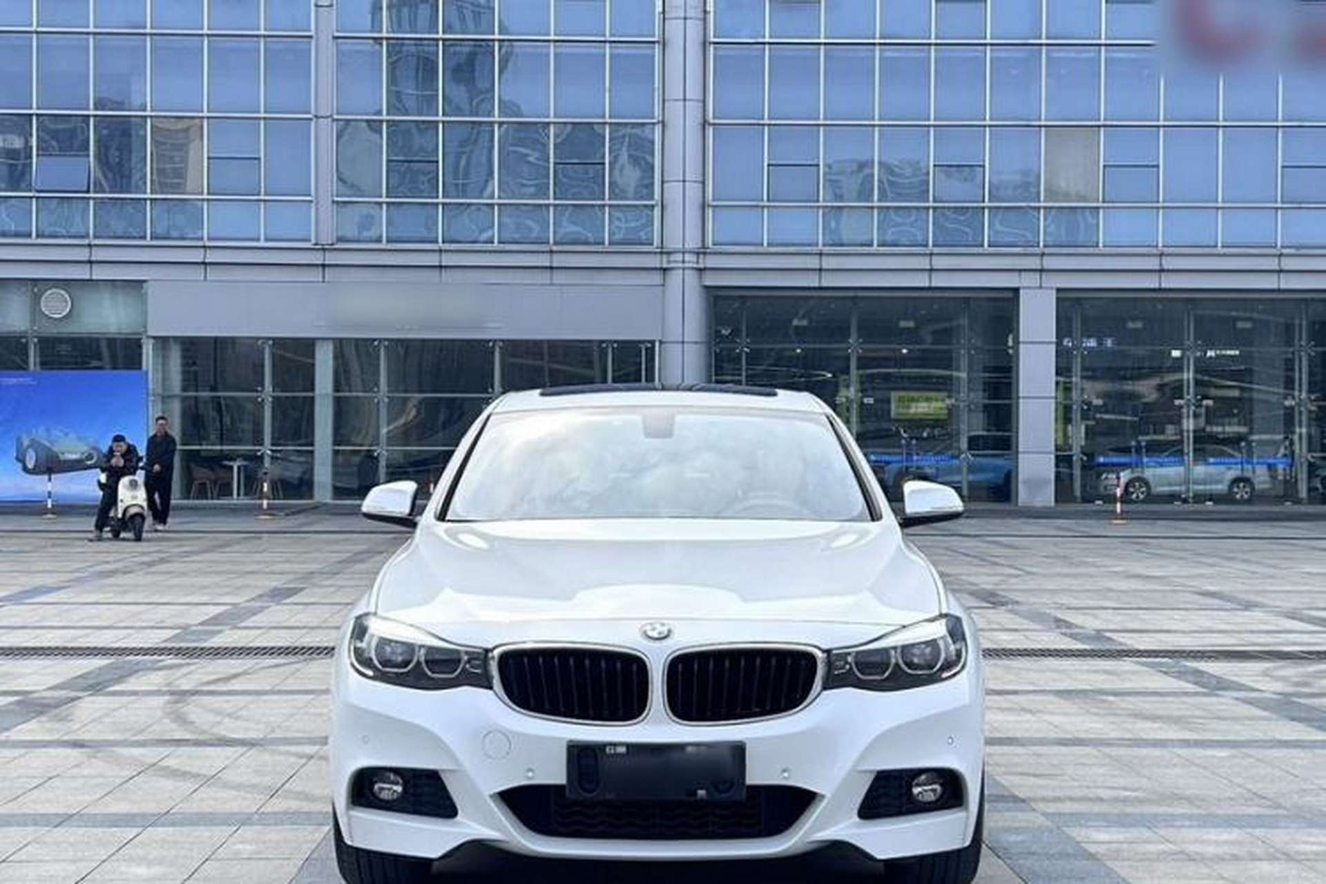 Used BMW 3 Series GT 2020 320i M Sport Package Exterior 4