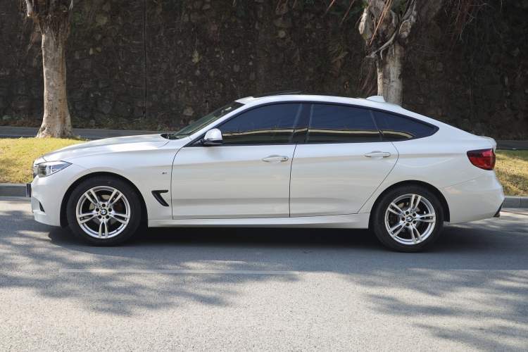 Used BMW 3 Series GT 2020 320i M Sport Package Exterior 6