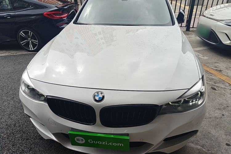 Used BMW 3 Series GT 2020 320i M Sport Night Edition Front