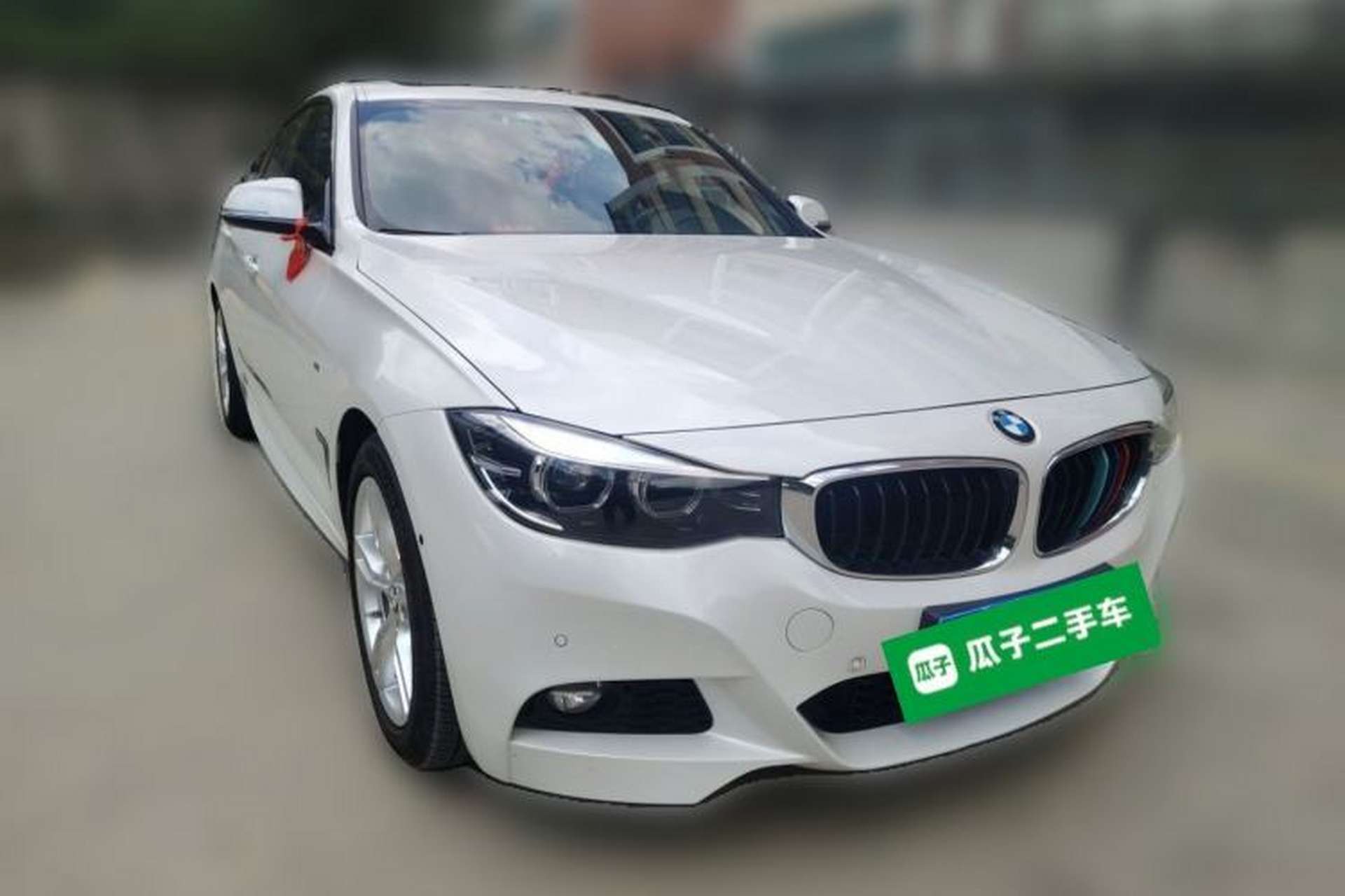 Used BMW 3 Series GT 2020 320i M Sport Package Front Right 45 Deg