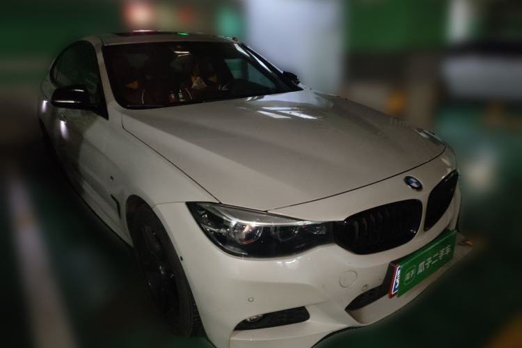 Used BMW 3 Series GT 2020 320i M Sport Night Edition Front Right 45 Deg
