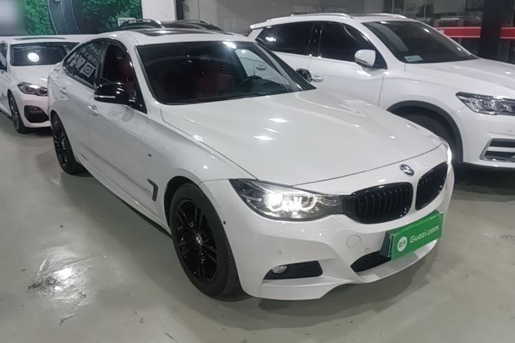 Used BMW 3 Series GT 2020 320i M Sport Night Edition Front Right 45 Deg