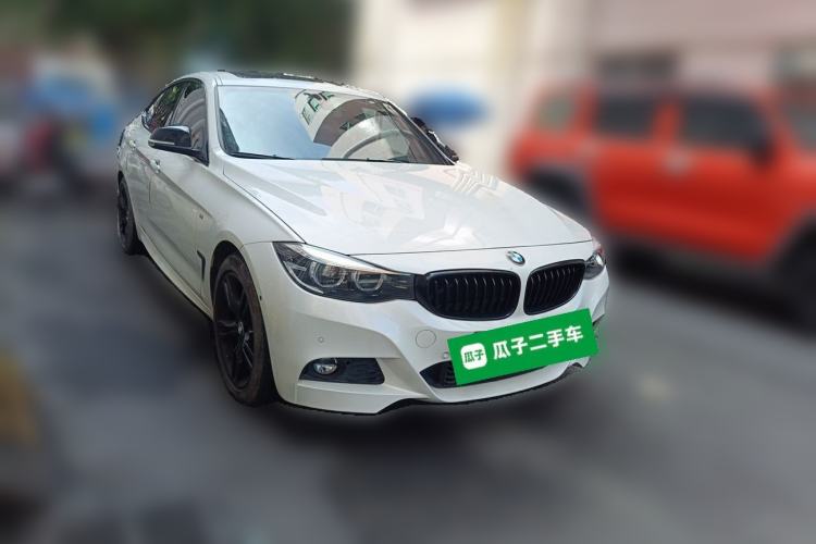 Used BMW 3 Series GT 2020 320i M Sport Night Edition Front Right 45 Deg