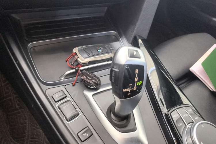 Used BMW 3 Series GT 2020 320i M Sport Package Gear Lever