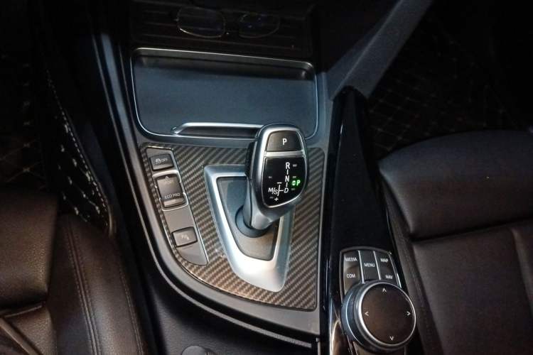 Used BMW 3 Series GT 2020 320i M Sport Package Gear Lever