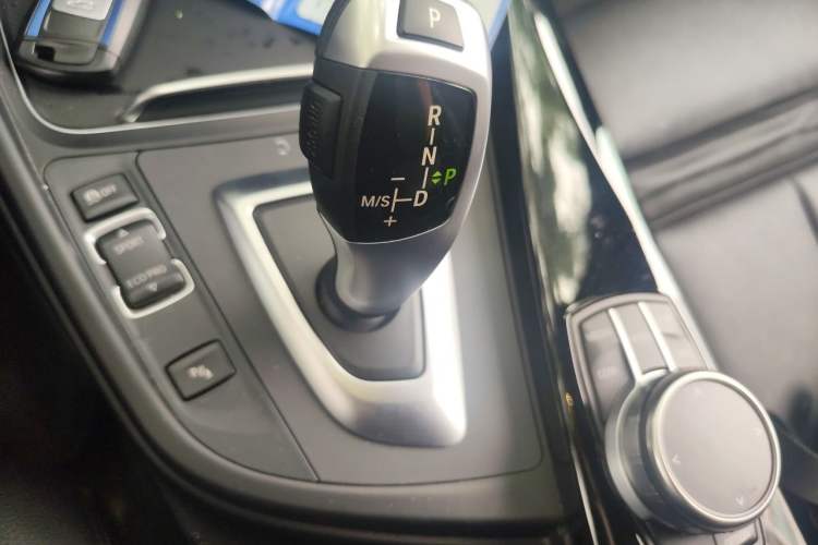 Used BMW 3 Series GT 2020 320i M Sport Package Gear Lever