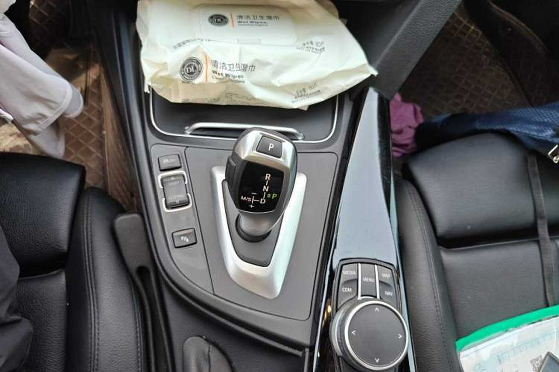 Used BMW 3 Series GT 2020 320i M Sport Package Gear Lever