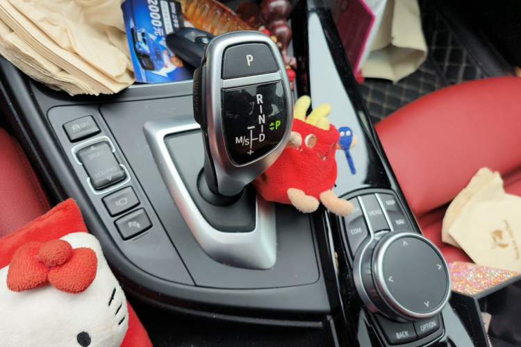 Used BMW 3 Series GT 2020 320i M Sport Night Edition Gear Lever