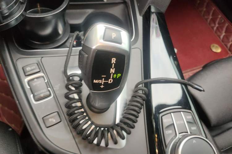 Used BMW 3 Series GT 2020 320i M Sport Package Gear Lever