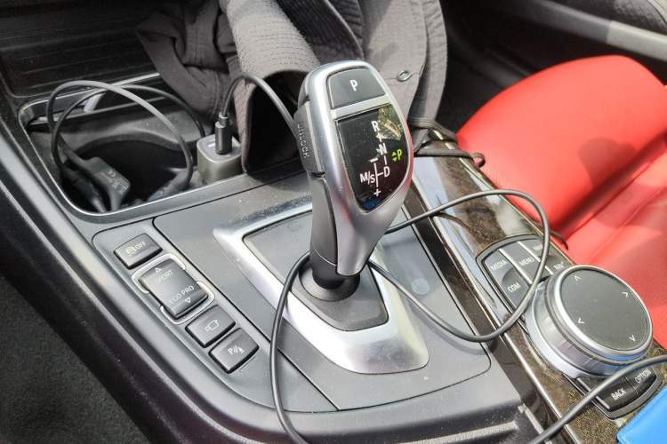 Used BMW 3 Series GT 2020 330i M Sport Night Edition Gear Lever