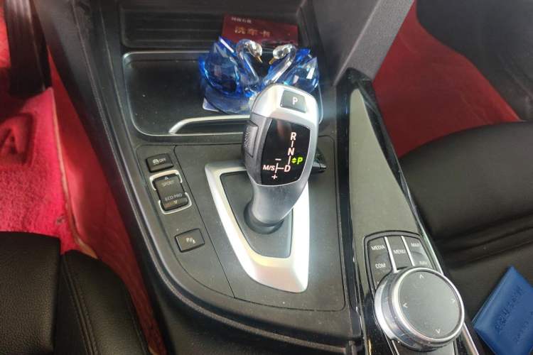 Used BMW 3 Series GT 2020 320i M Sport Package Gear Lever