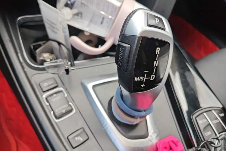 Used BMW 3 Series GT 2020 320i M Sport Package Gear Lever