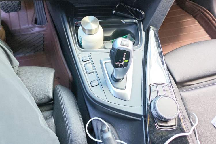 Used BMW 3 Series GT 2020 320i M Sport Package Gear Lever