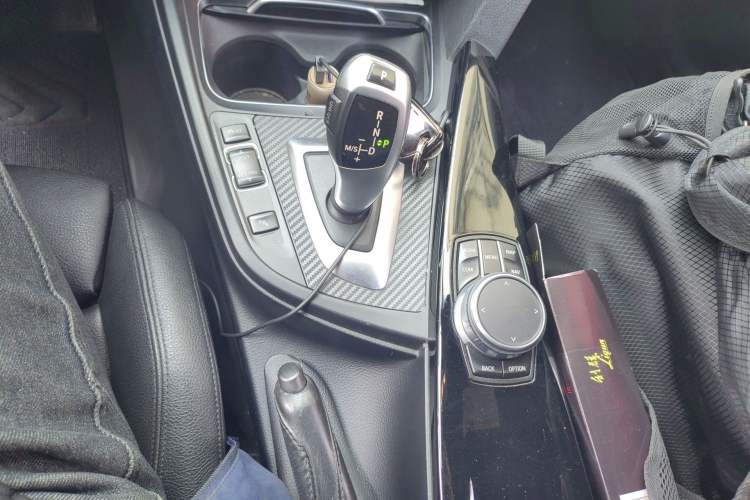 Used BMW 3 Series GT 2020 320i M Sport Package Gear Lever