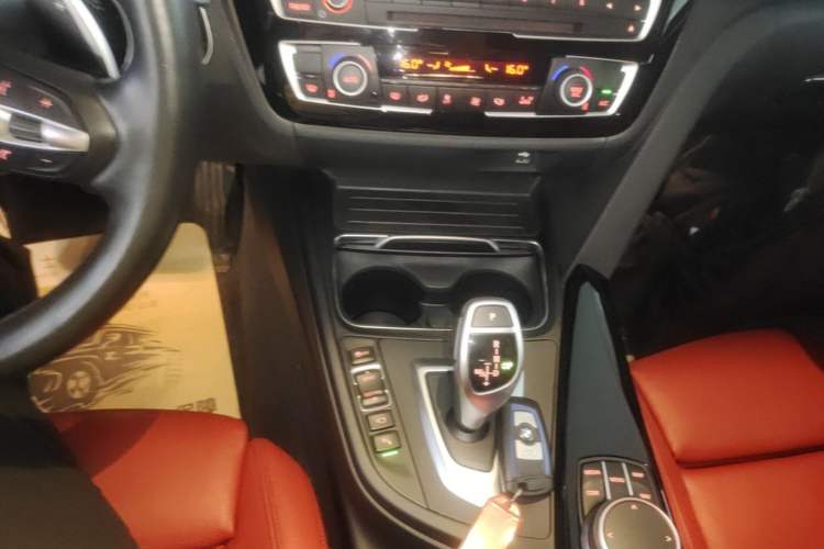 Used BMW 3 Series GT 2020 320i M Sport Night Edition Gear Lever