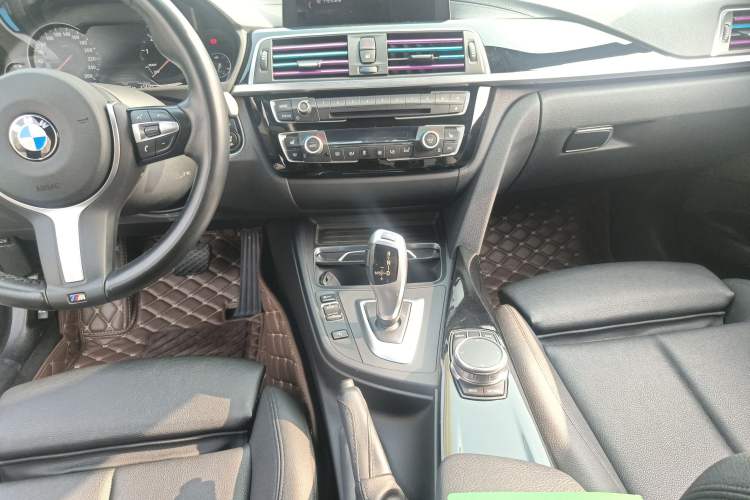 Used BMW 3 Series GT 2020 320i M Sport Package Gear Lever