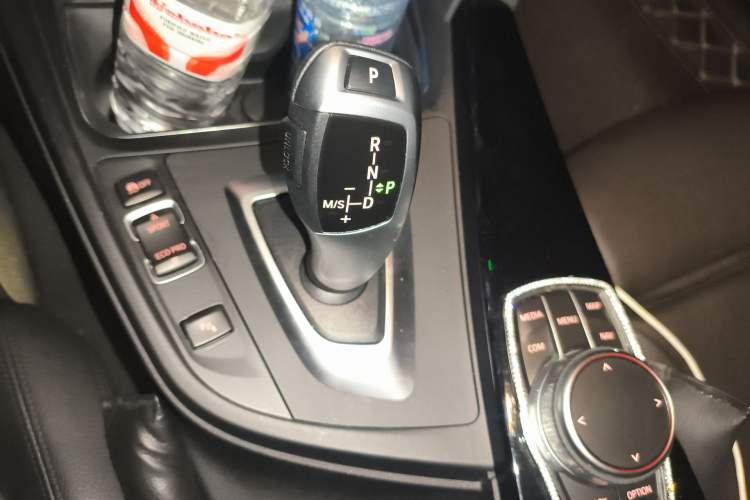Used BMW 3 Series GT 2020 320i M Sport Package Gear Lever