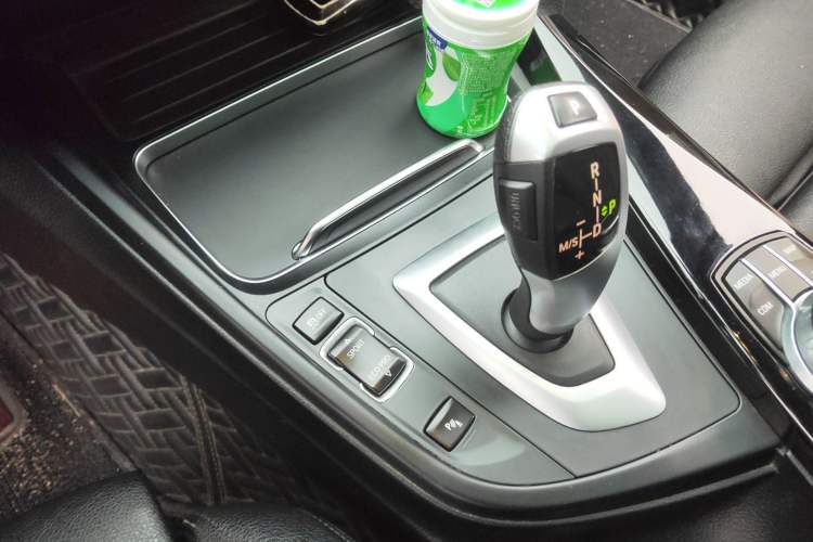 Used BMW 3 Series GT 2020 320i M Sport Package Gear Lever