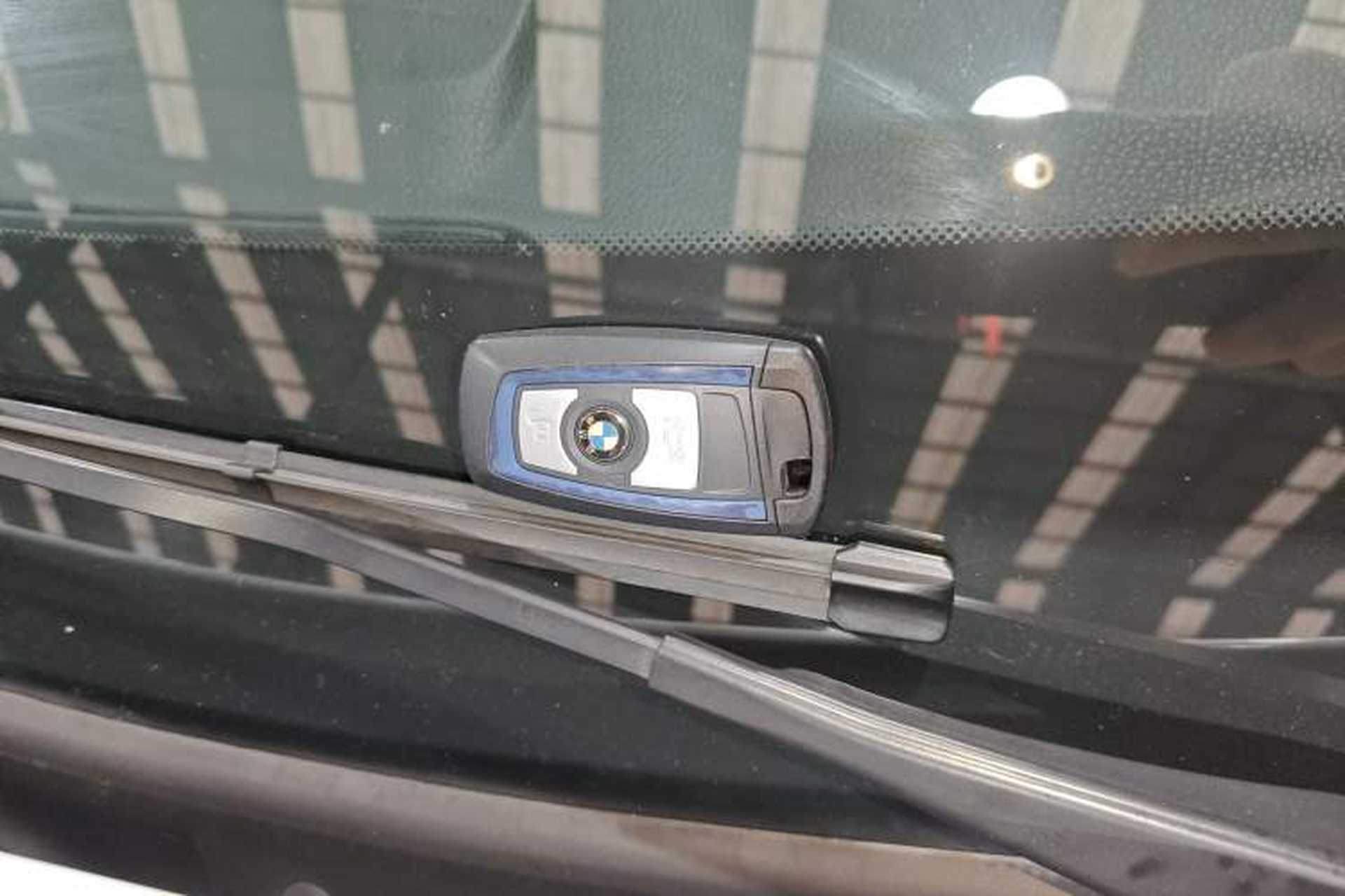 Used BMW 3 Series GT 2020 320i M Sport Package Interior 1