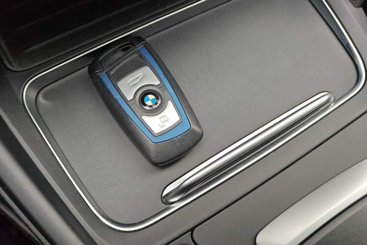 Used BMW 3 Series GT 2020 320i M Sport Package Interior 1