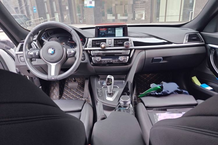 Used BMW 3 Series GT 2020 320i M Sport Package Interior 2