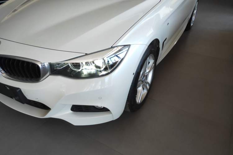 Used BMW 3 Series GT 2020 320i M Sport Package Left Front Headlight