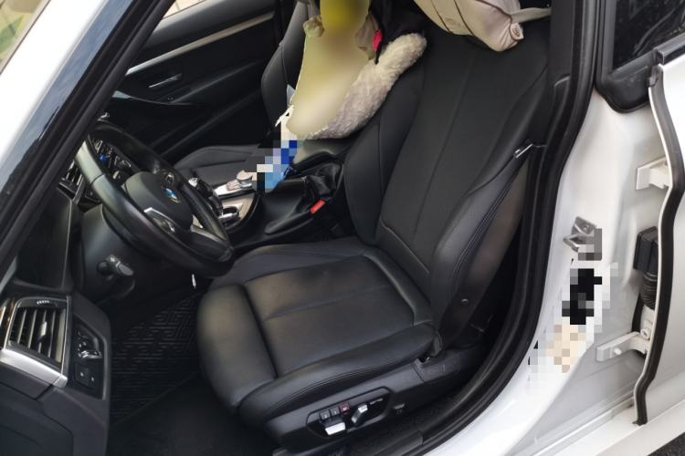 Used BMW 3 Series GT 2020 320i M Sport Package Left Front Seat