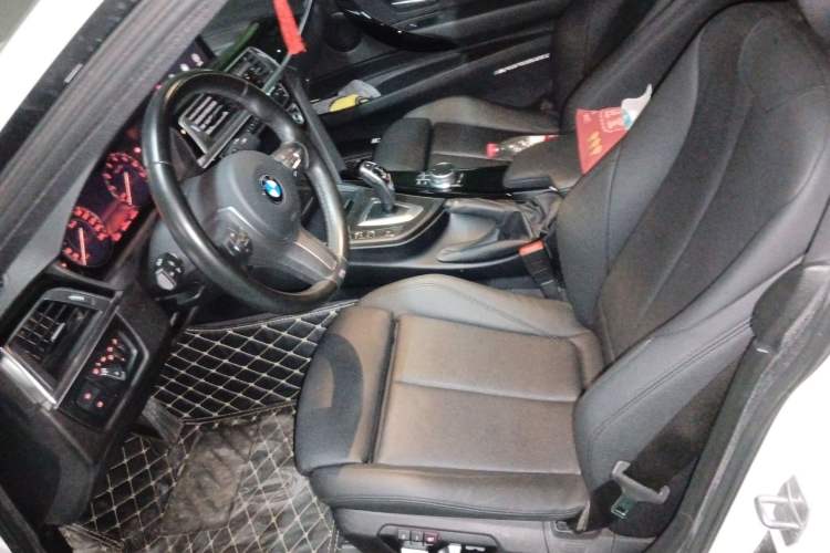 Used BMW 3 Series GT 2020 320i M Sport Package Left Front Seat