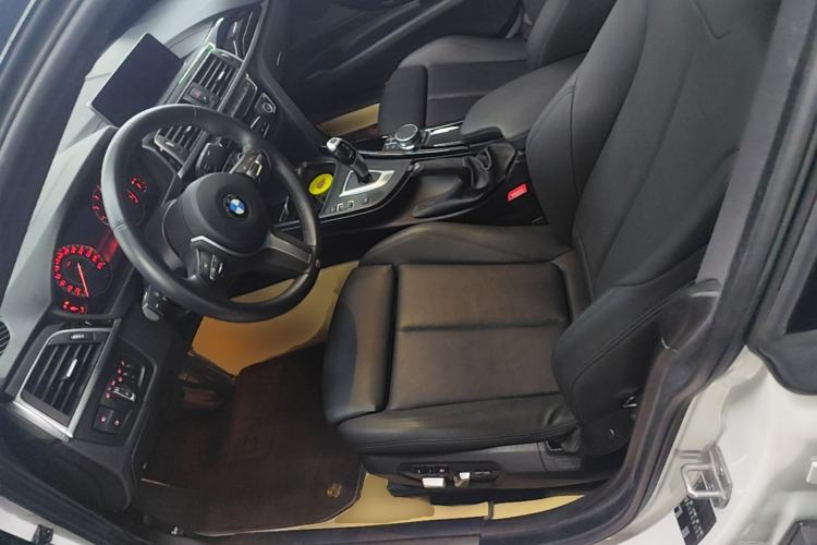 Used BMW 3 Series GT 2020 320i M Sport Package Left Front Seat