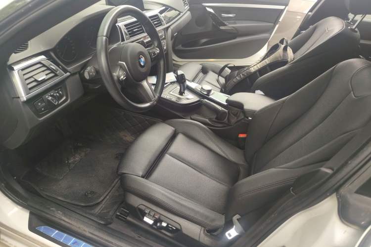 Used BMW 3 Series GT 2020 320i M Sport Package Left Front Seat