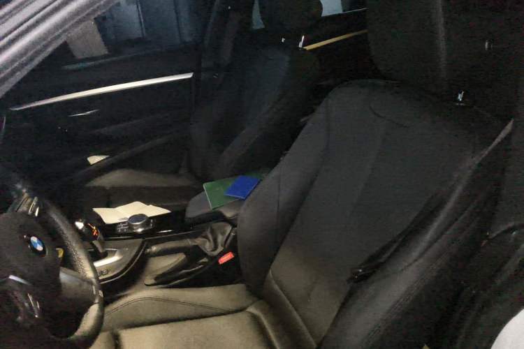 Used BMW 3 Series GT 2020 320i M Sport Package Left Front Seat