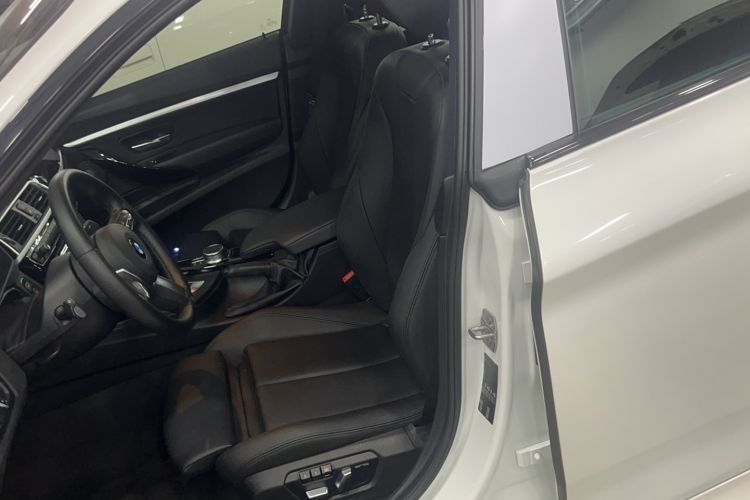 Used BMW 3 Series GT 2020 320i M Sport Package Left Front Seat