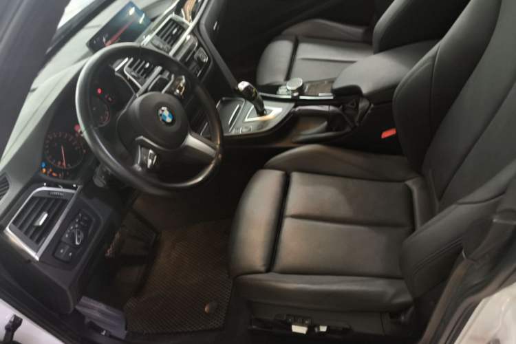 Used BMW 3 Series GT 2020 320i M Sport Package Left Front Seat