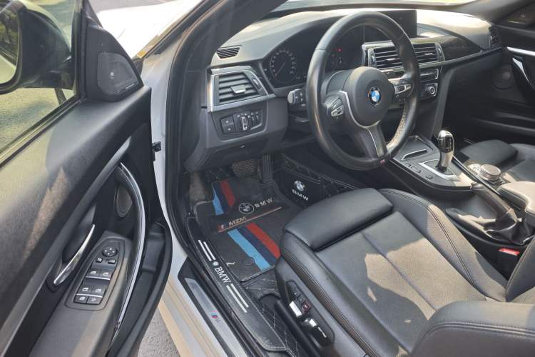 Used BMW 3 Series GT 2020 320i M Sport Package Left Front Seat