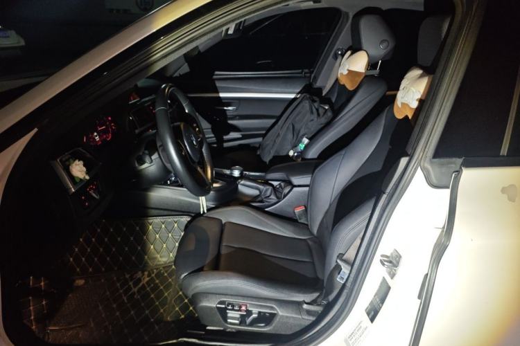 Used BMW 3 Series GT 2020 320i M Sport Package Left Front Seat